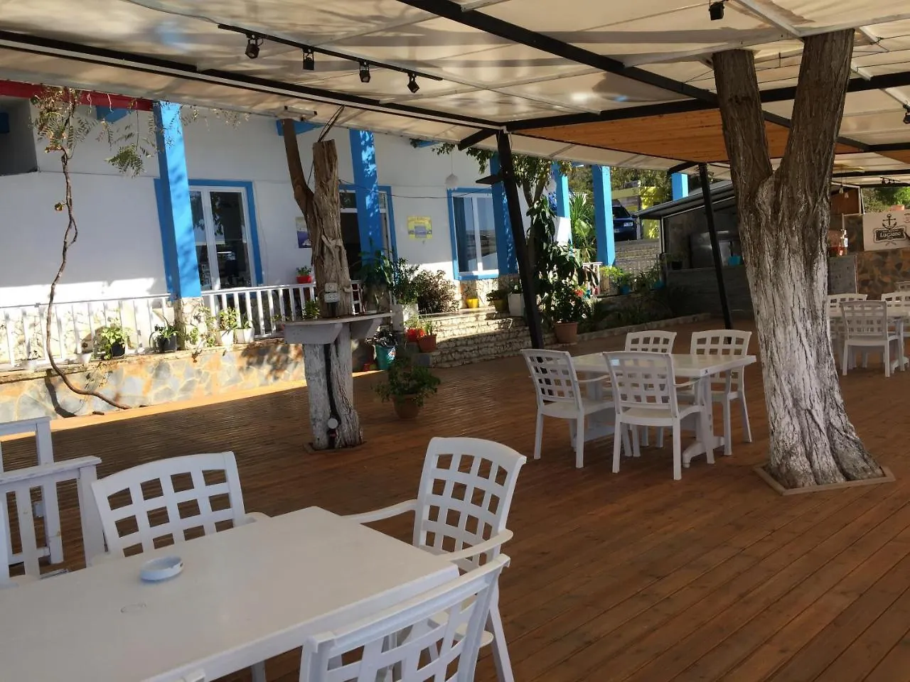 Hotel Luciano Dhërmi 0*,  Albanien