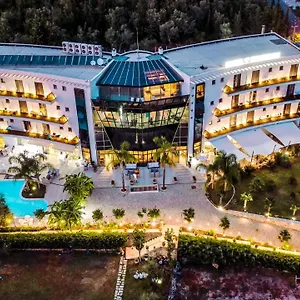 4* Hotel Splendor