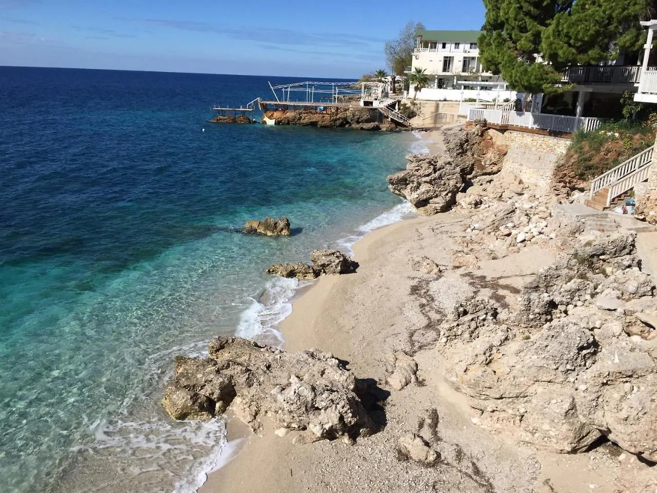 Hotel Luciano Dhermi