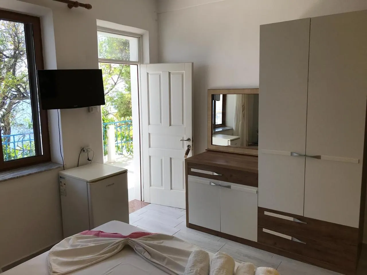 Hotel Luciano Dhermi 0*,